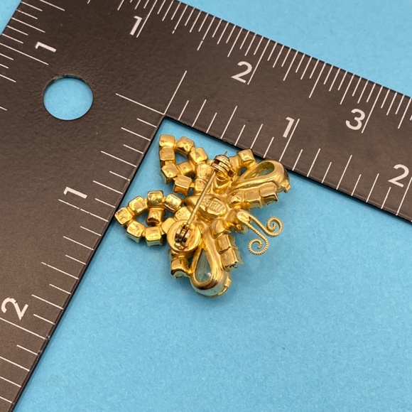 Vintage WEISS Butterfly Brooch Rhinestones Sparkly Naturecore - Picture 5 of 6
